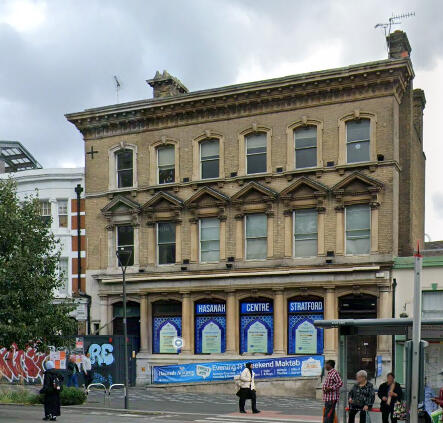 Planning set produced for the conversion of a listed building in Stratford into a Sui Generis co-living scheme comprising 15 HMO rooms, office space, and communal facilities.